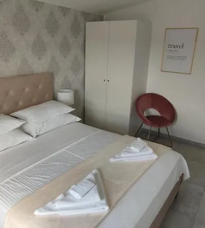 Bloom Deluxe Apartman *